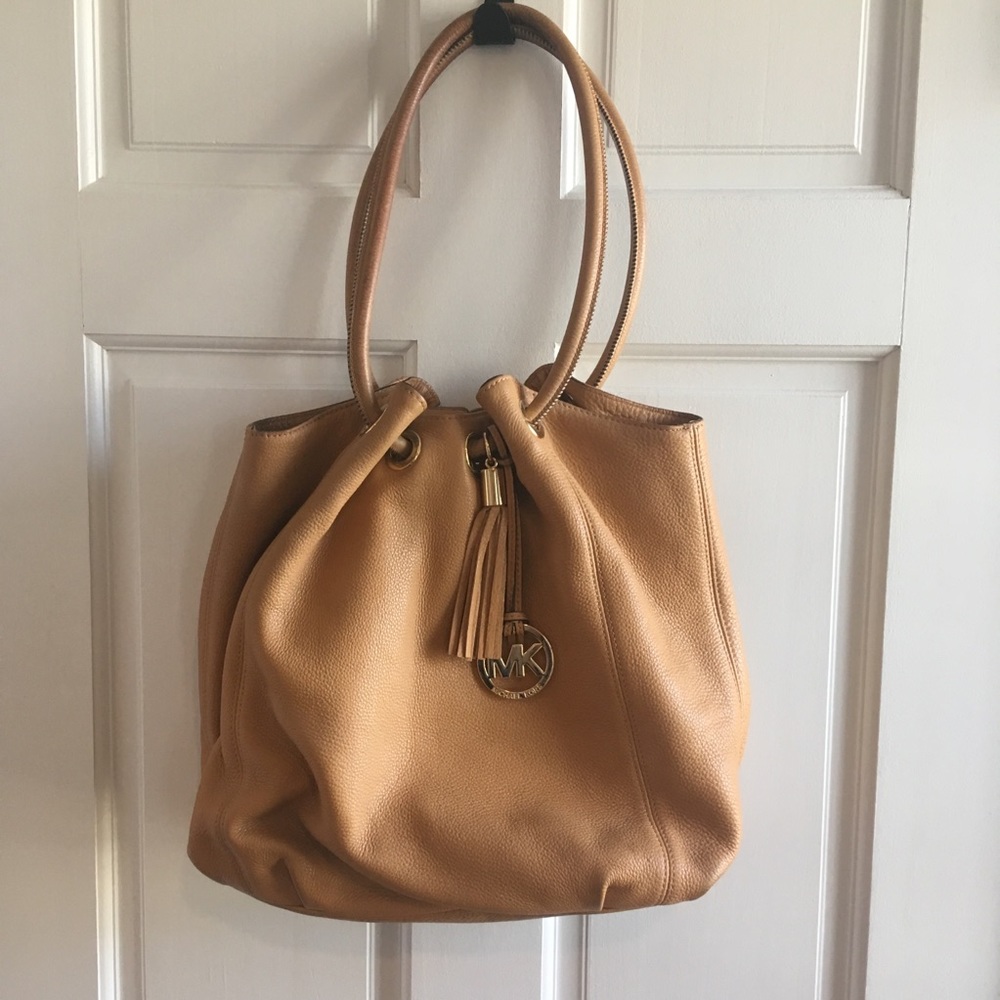 Michael Kors Ring Leather Tote